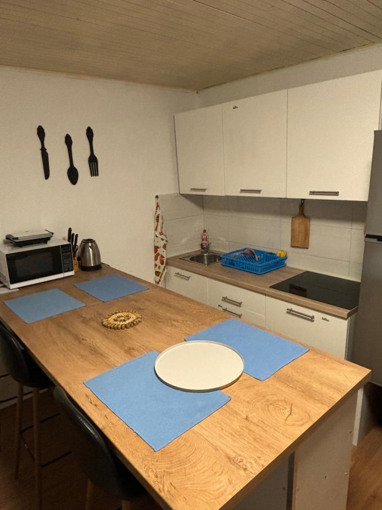 Studio I Apartman Ema リエカ エクステリア 写真